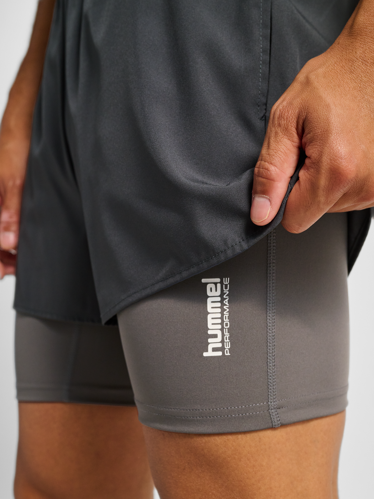 hmlHIIT INTENSITY W 2 IN 1 SHORTS