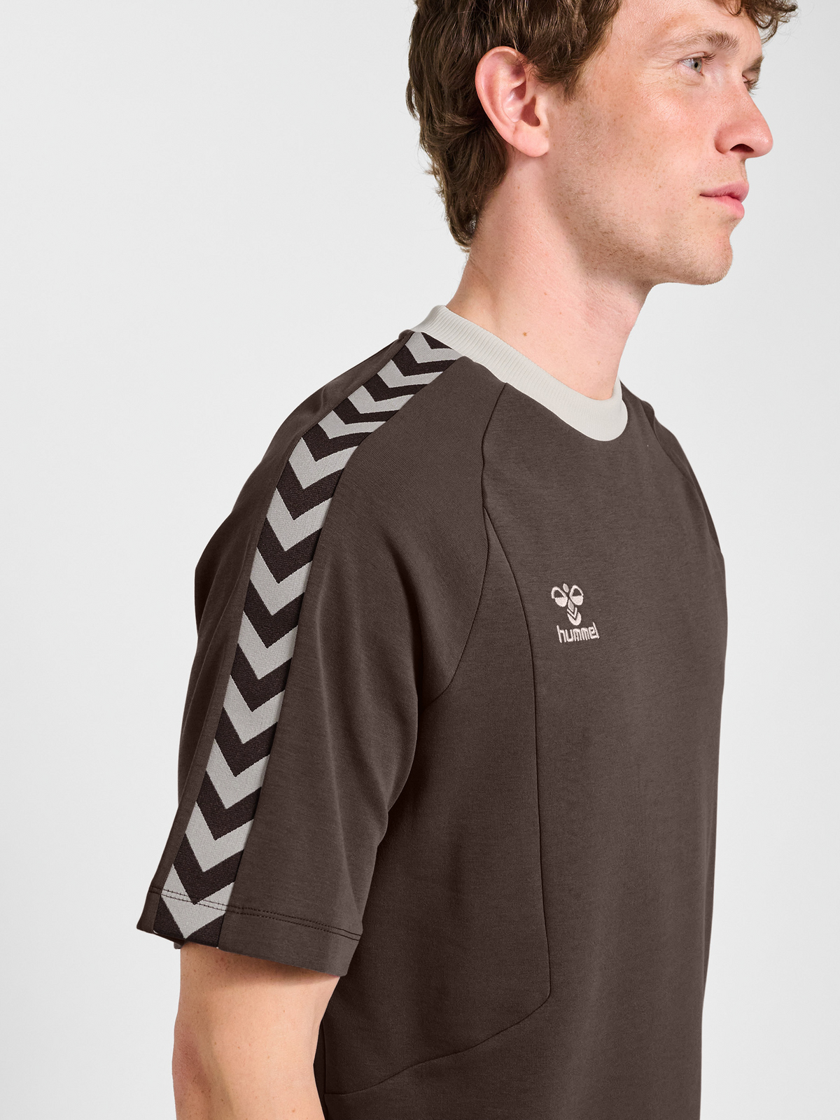 hmlROOT T-SHIRT S/S