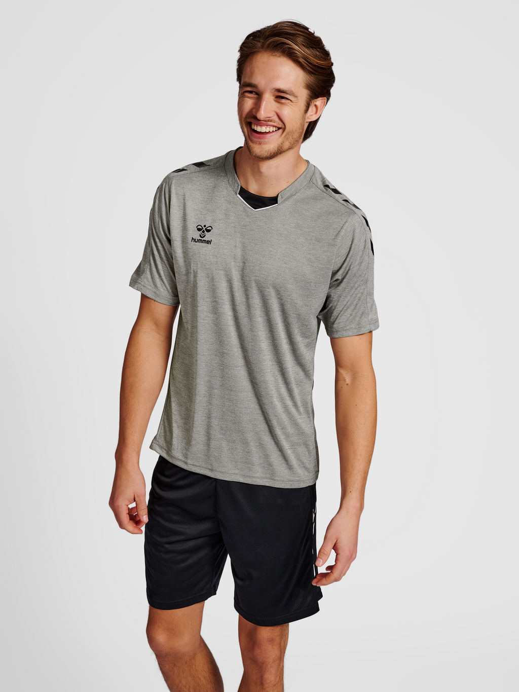 hmlCORE XK POLY JERSEY S/S