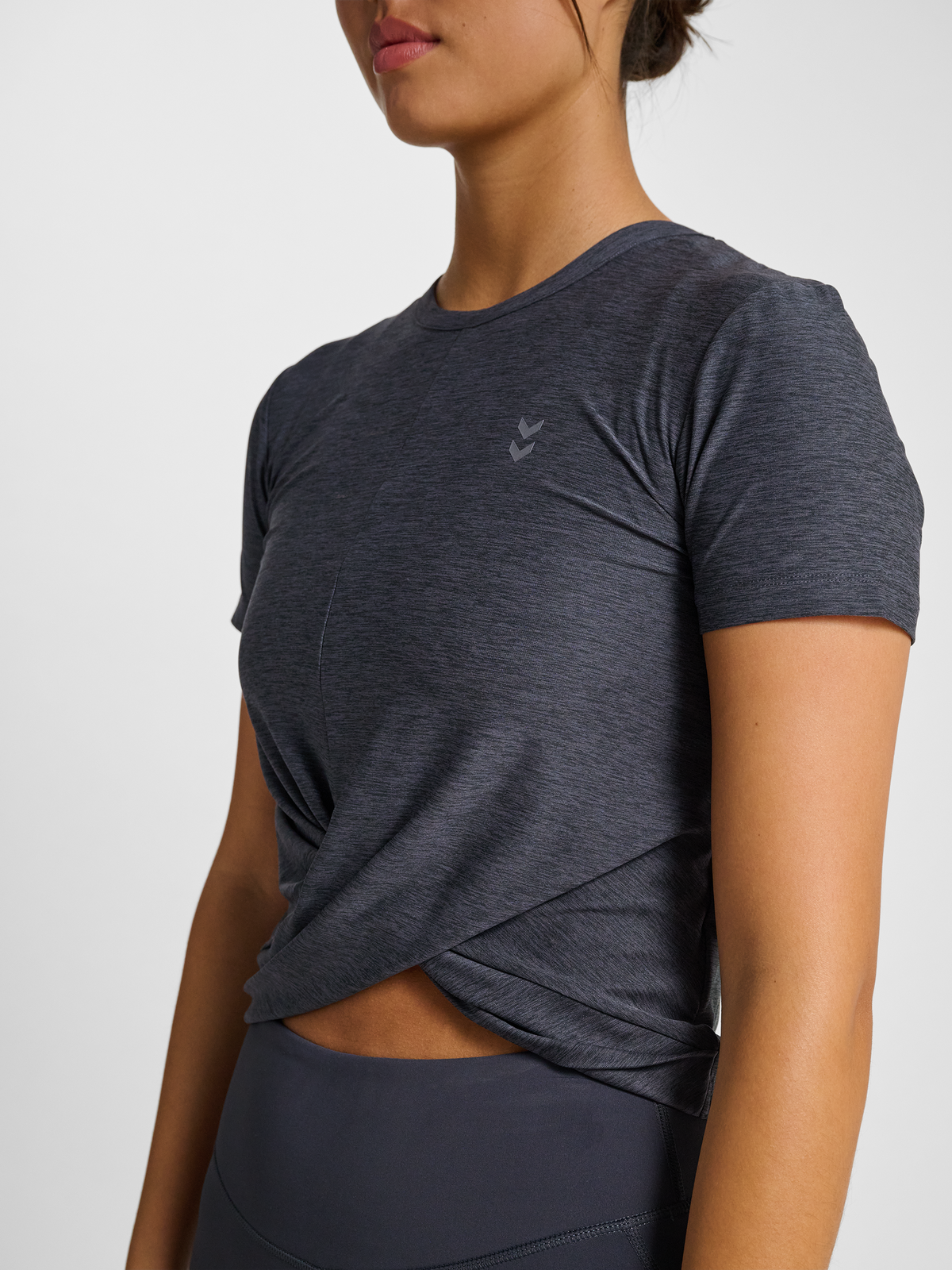 hmlYOGA WRAP W T-SHIRT S/S