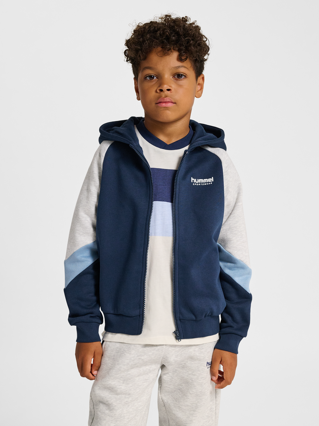 hmlJR LOOSE BLOCKED ZIP HOODIE