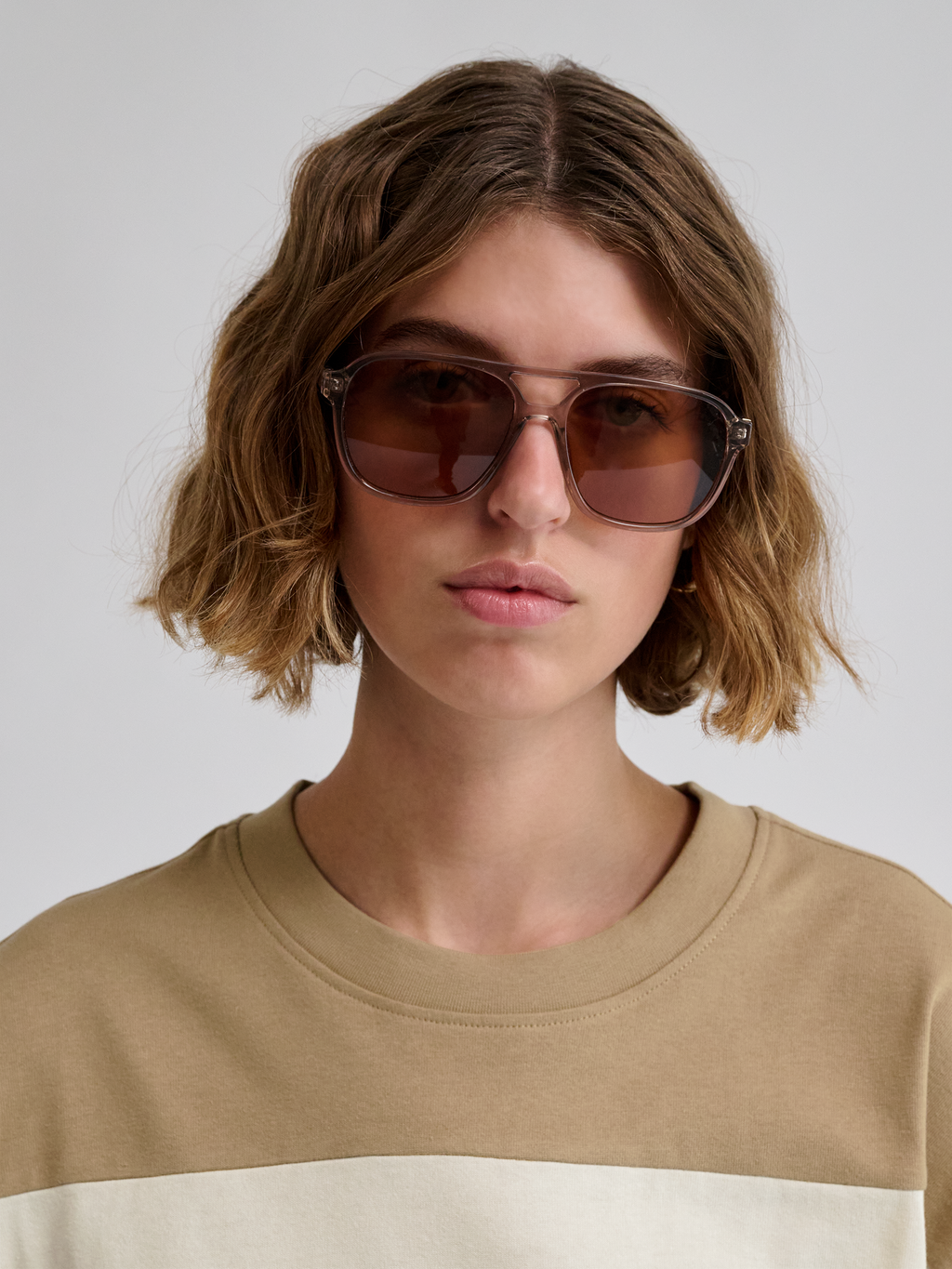 hmlLOOSE T-SHIRT S/S BEES STRIPE