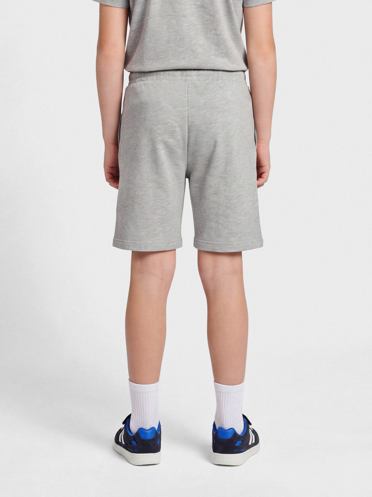 hmlRED BASIC SWEAT SHORTS KIDS
