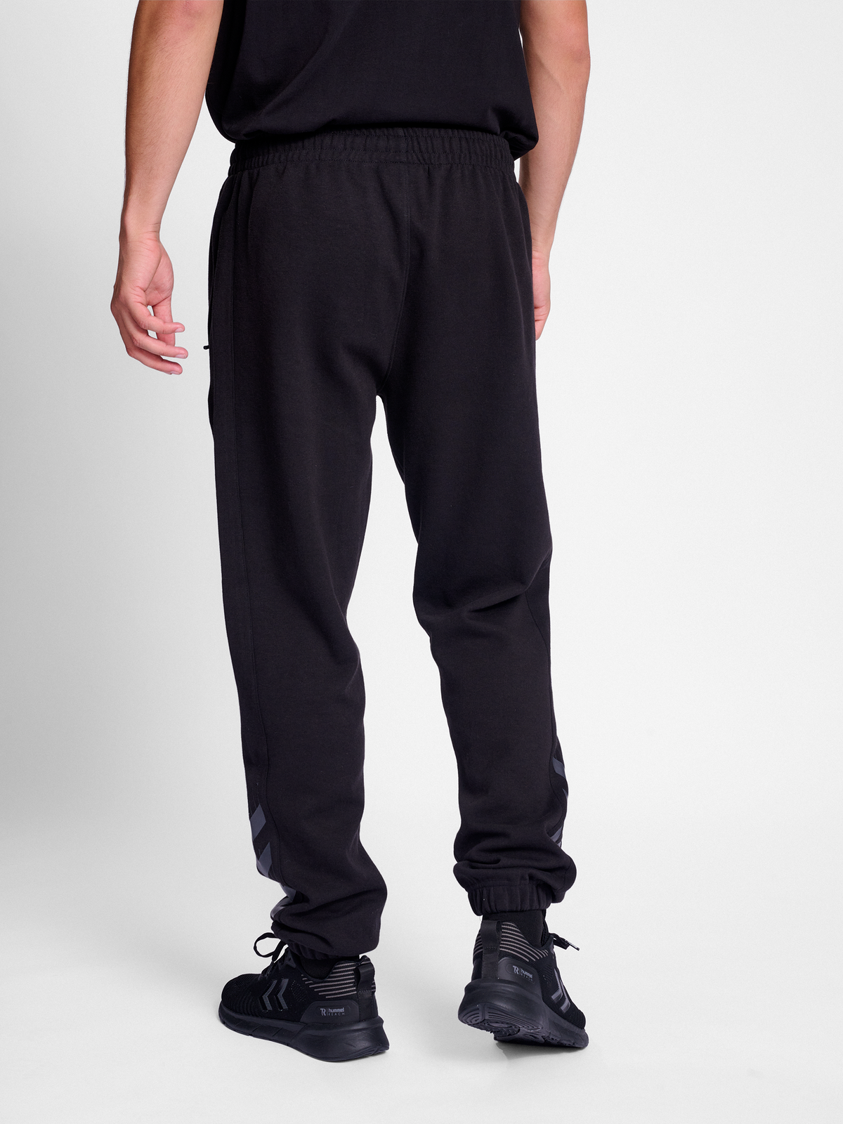 hmlTRAVEL SWEAT PANTS