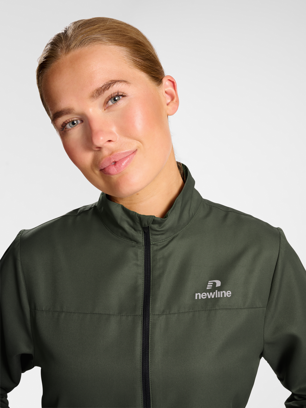 nwlBEAT JACKET WOMAN
