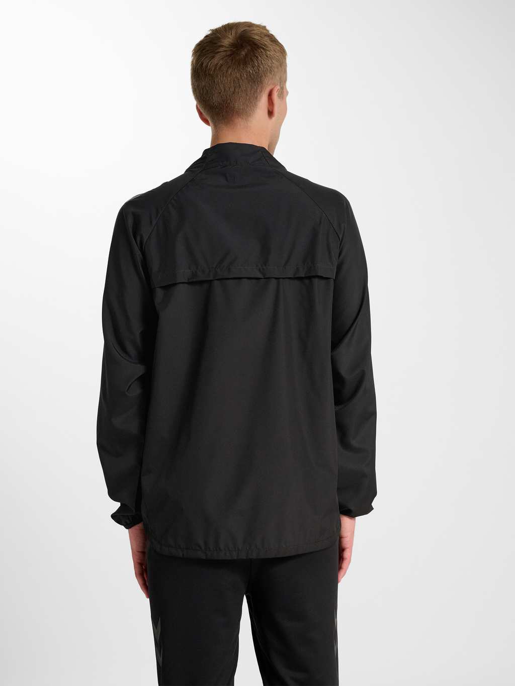 hmlPRO TRAINING LIGHTWEIGHT JACKET