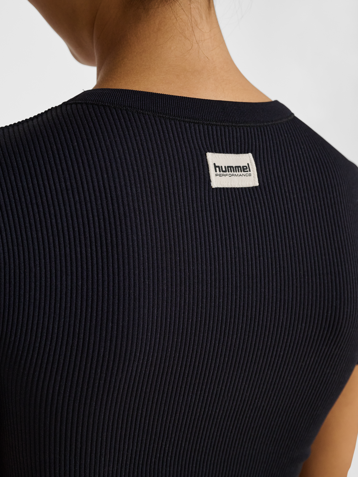 hmlPULSE SEAMLESS RIB W T-SHIRT S/S