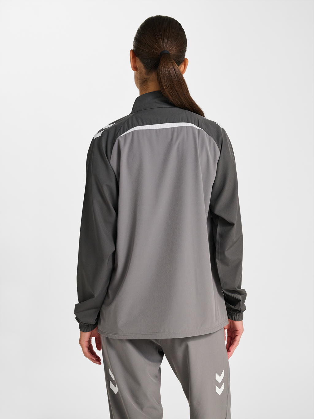 hmlLEAD 2.0  WOVEN JACKET WOMAN