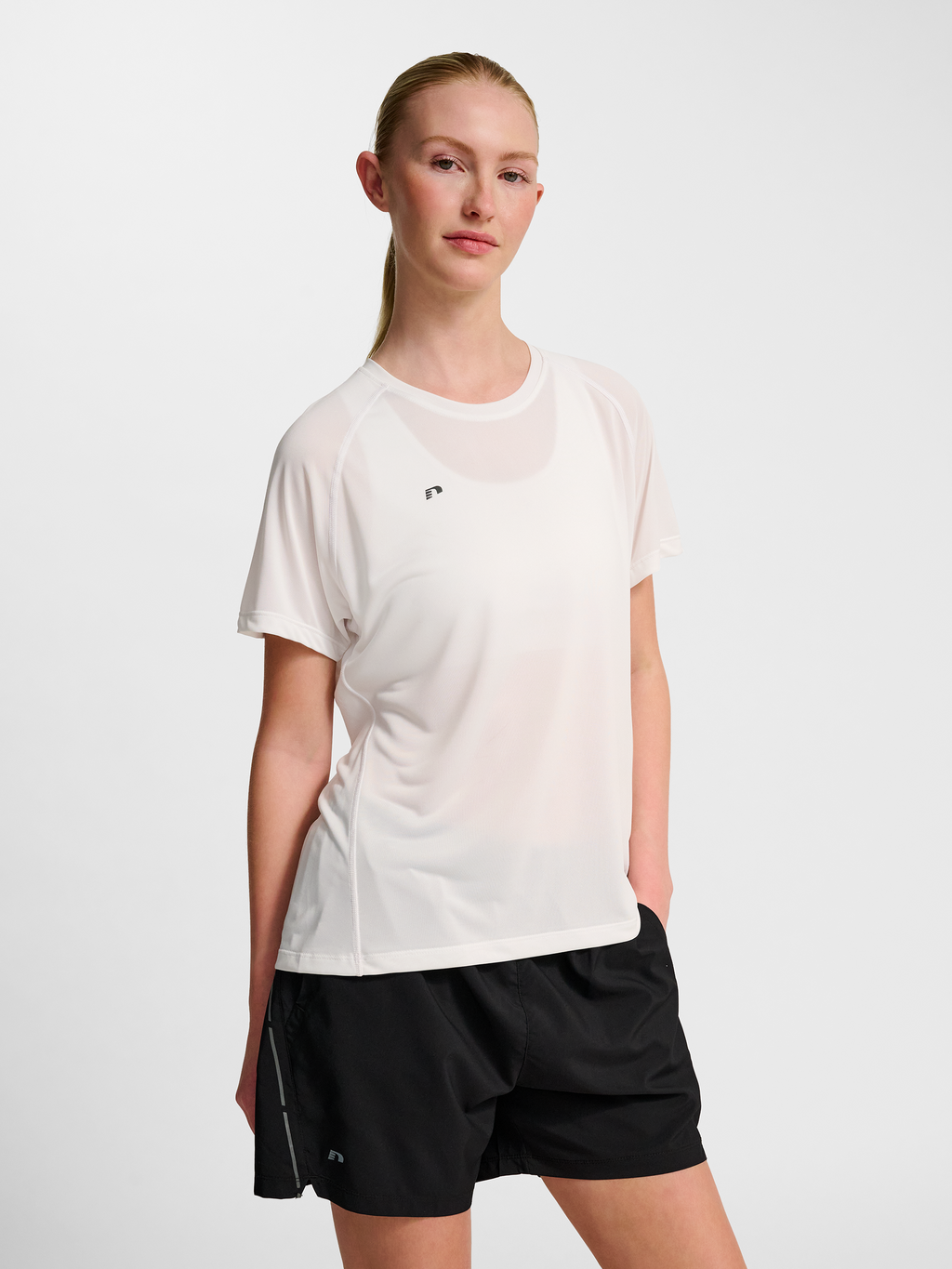 nwlBEAT W T-SHIRT