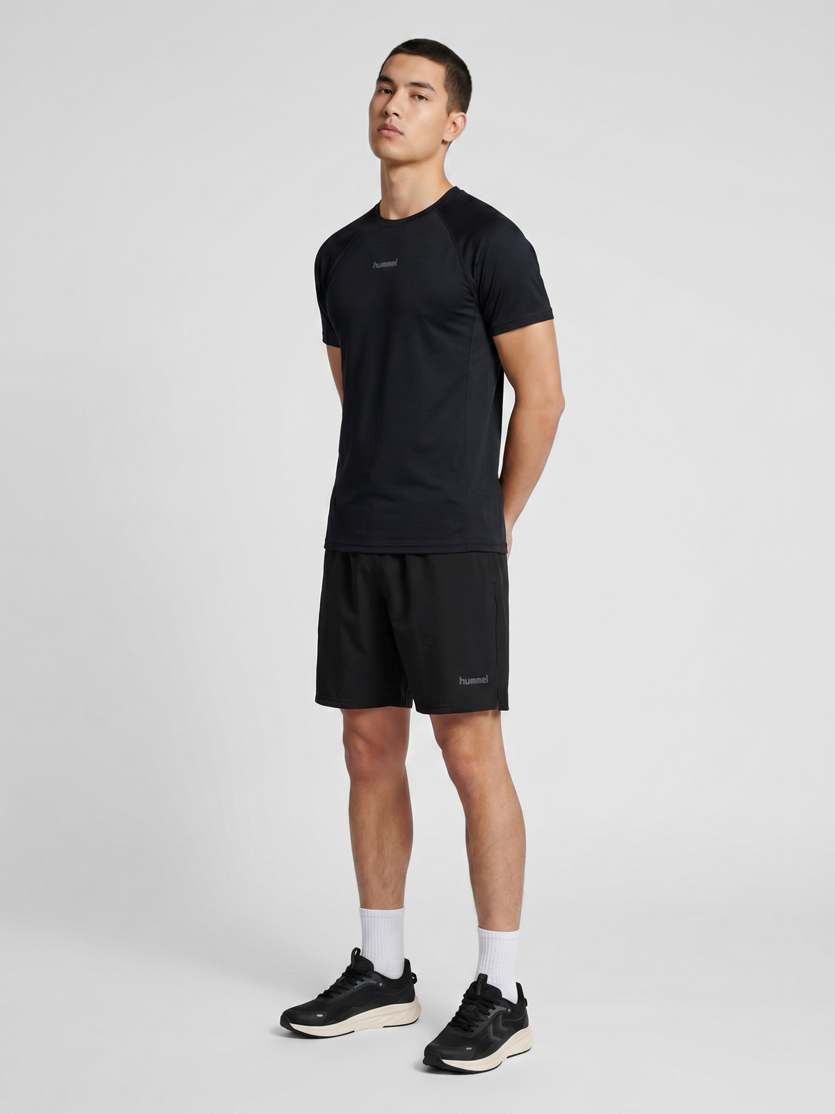 hmlHYBRID SHORTS