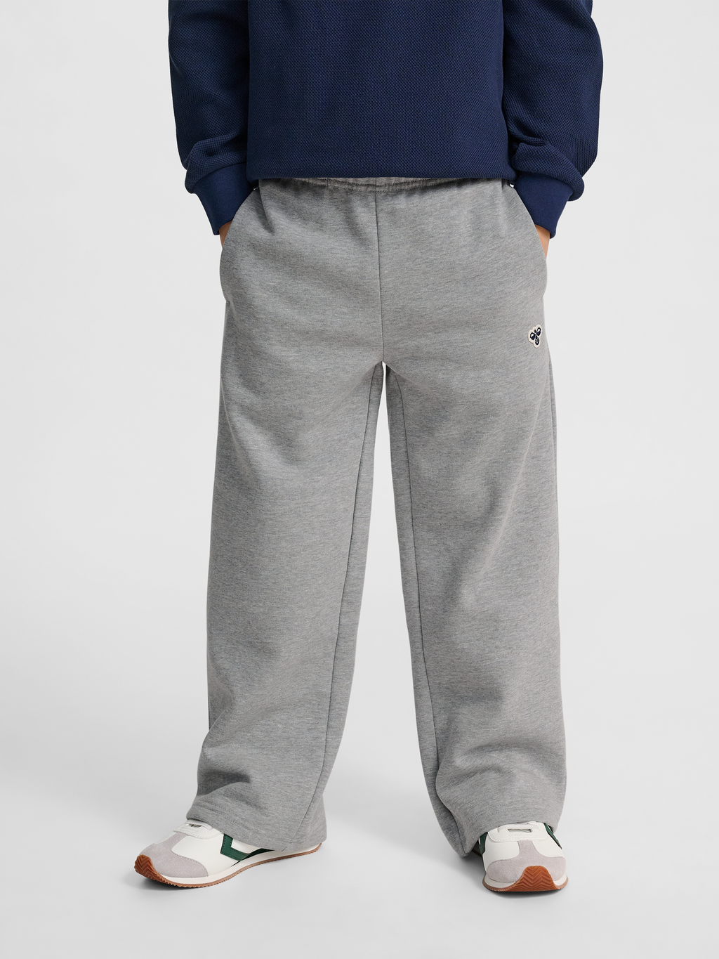 hmlJR LOOSE WL SWEATPANTS BEE