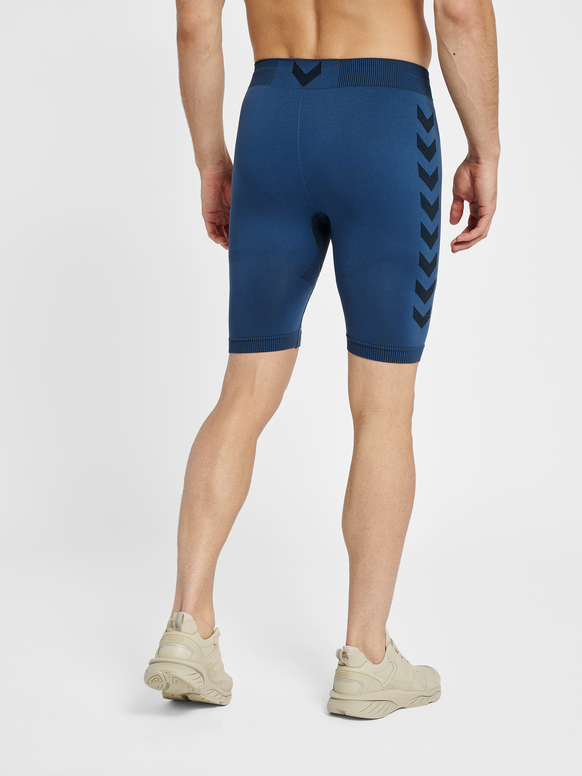 HUMMEL FIRST SEAMLESS TR SHT TIGHTS