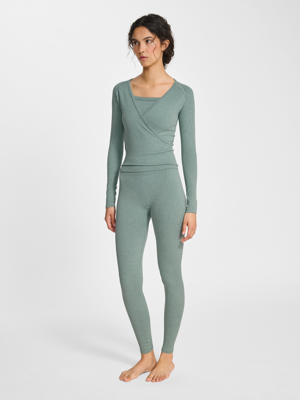 hmlYOGA SEAMLESS RIB T-SHIRT L/S