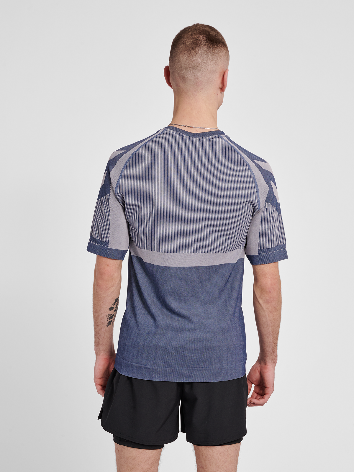 hmlMT UNIT SEAMLESS T-SHIRT