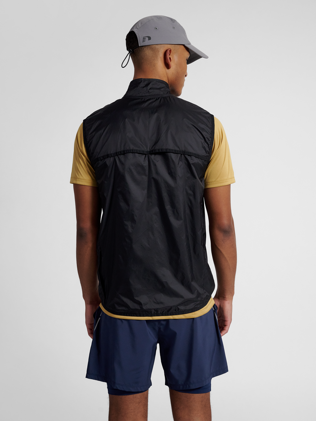 nwlPACKABLE TRAIL VEST