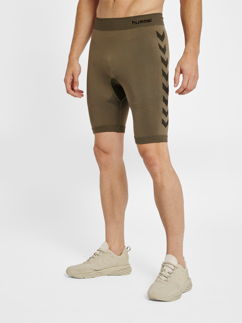 HUMMEL FIRST SEAMLESS TR SHT TIGHTS
