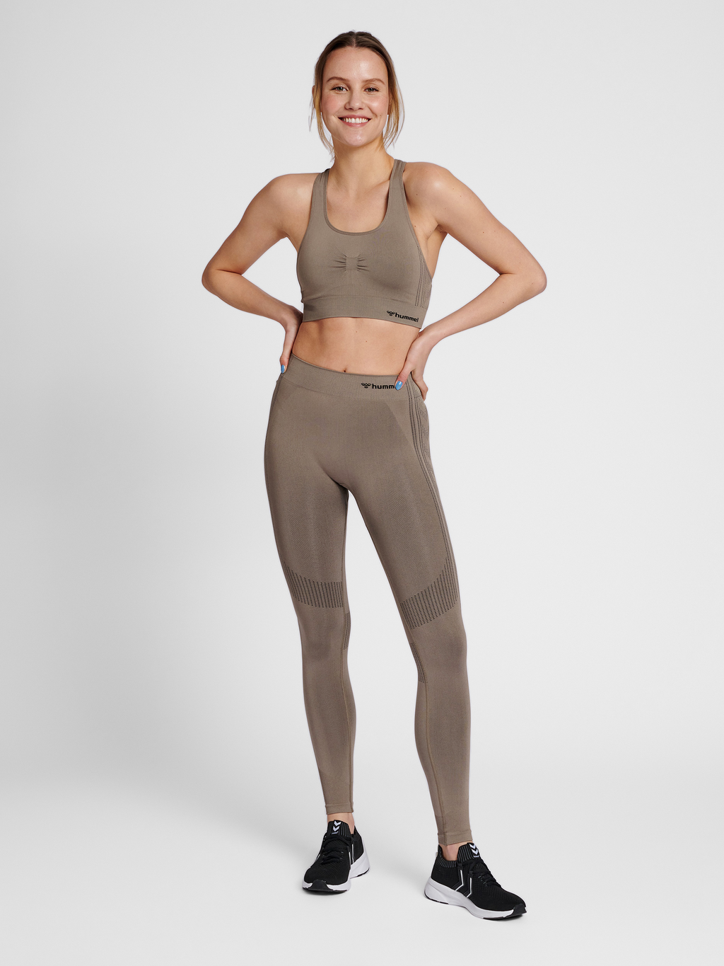 hmlMT SHAPING SEAMLESS MW TIGHTS