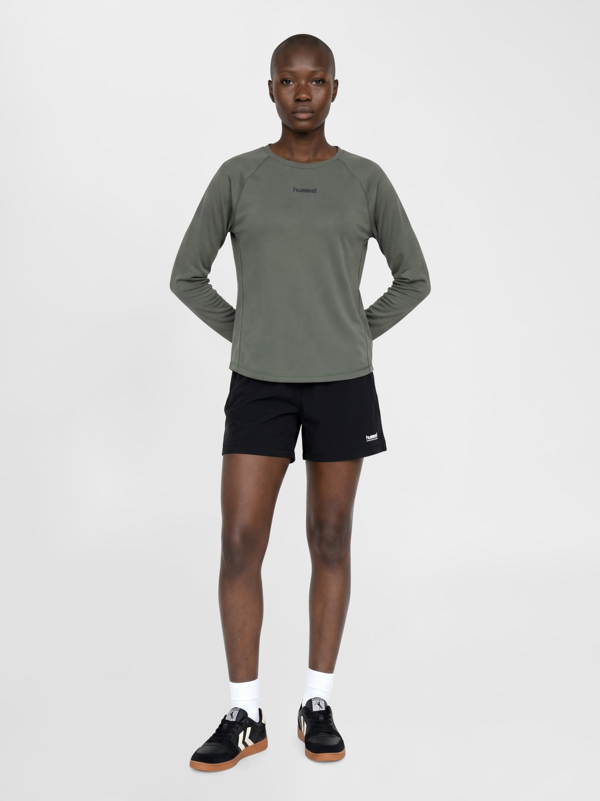 hmlMOMENTUM W T-SHIRT L/S