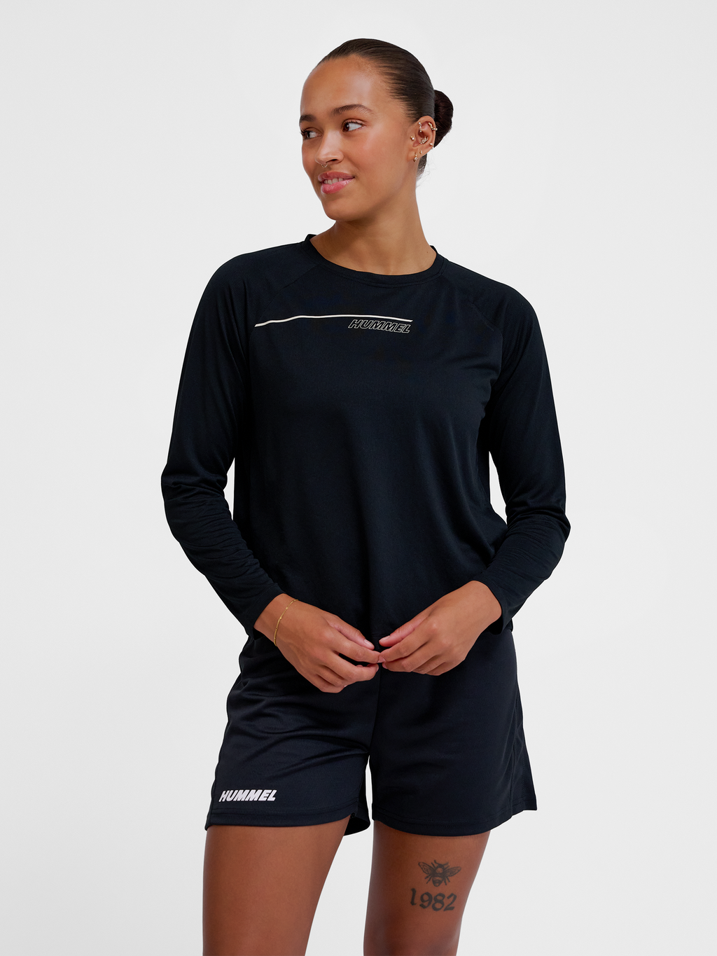 hmlCOURT LIGHT WEIGHT T-SHIRT L/S W