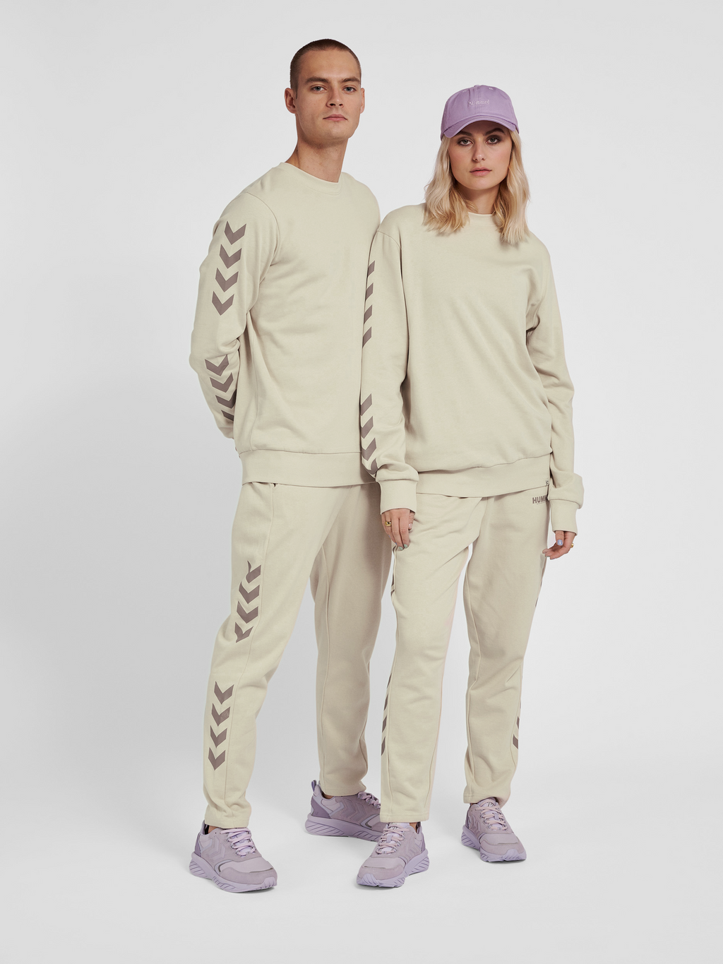 hmlLEGACY CHEVRON SWEATSHIRT