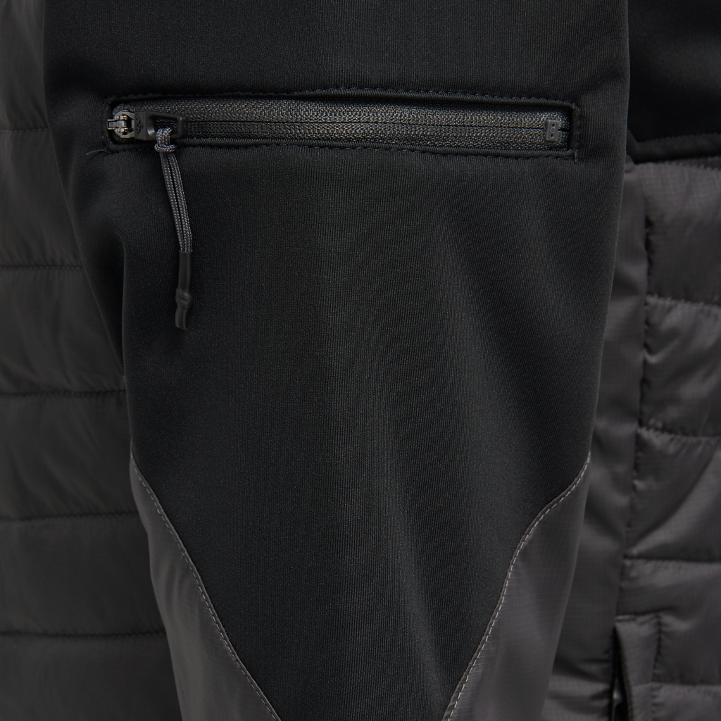 hmlNORTH HYBRID JACKET WOMAN