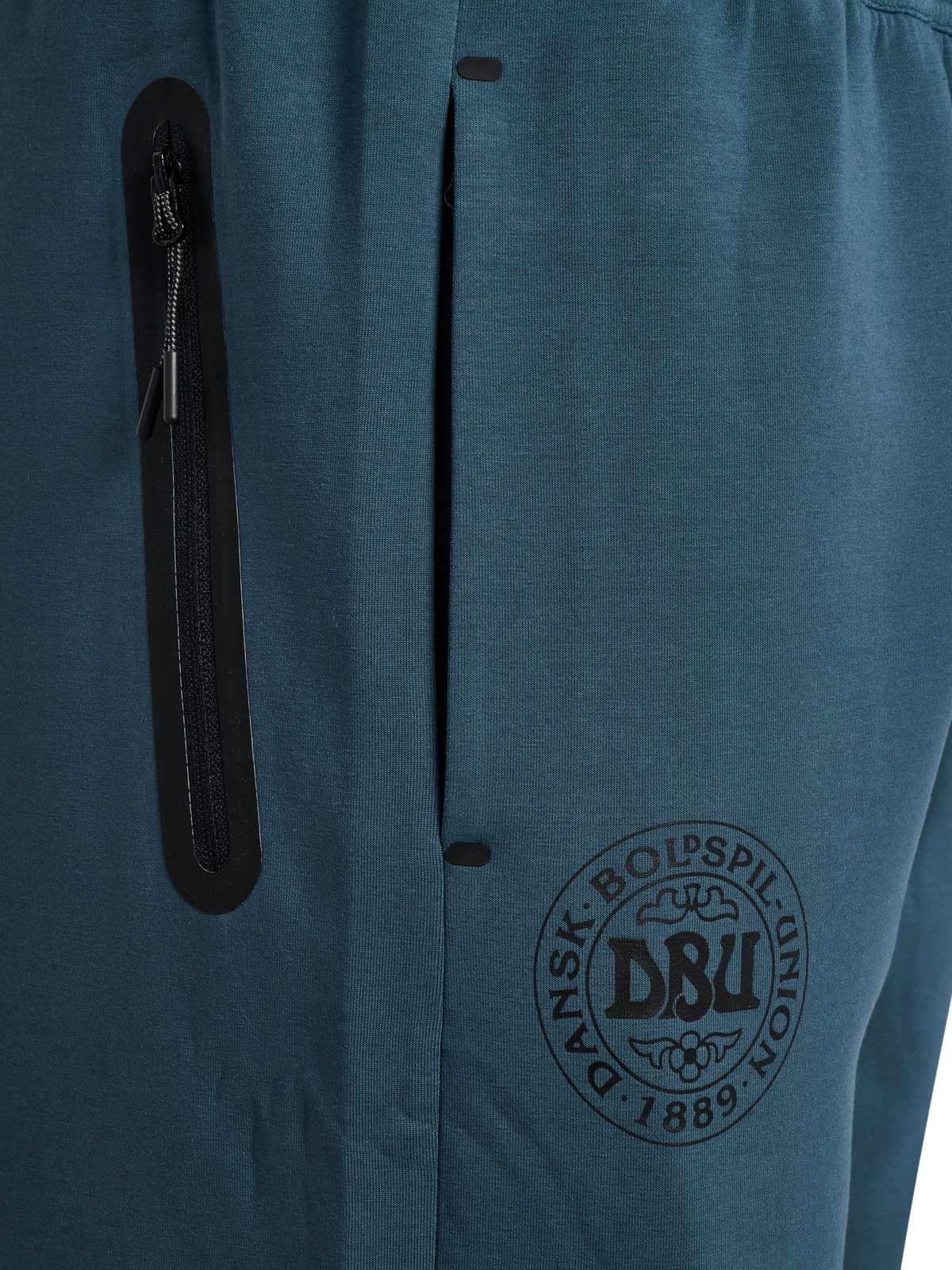 DBU 26 TRAVEL TECH PANTS