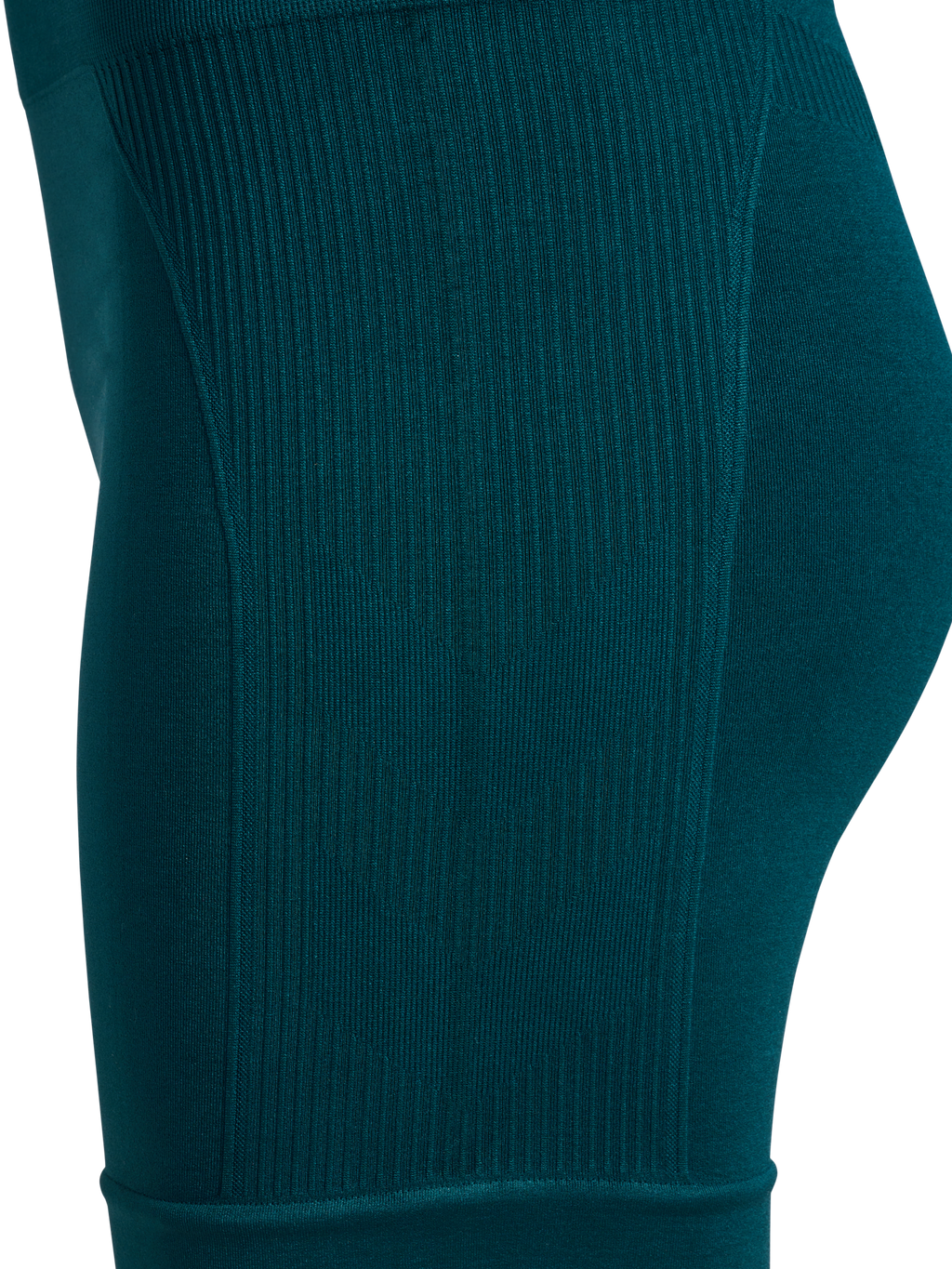 hmlTIF SEAMLESS SHORTS