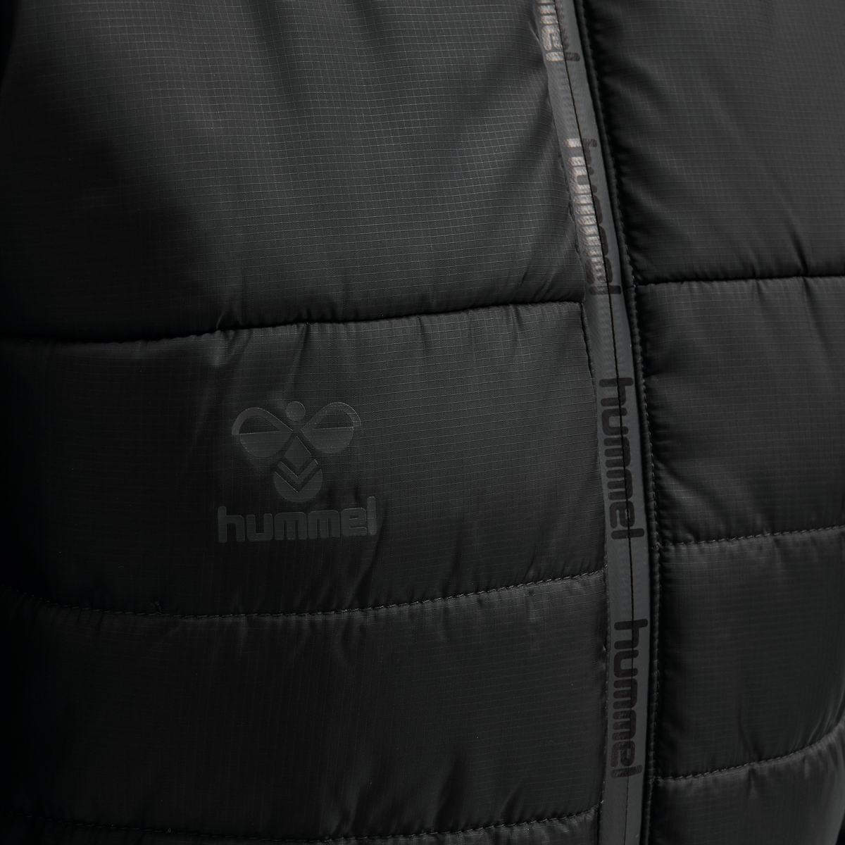 hmlNORTH QUILTED HOOD JACKET WOMAN