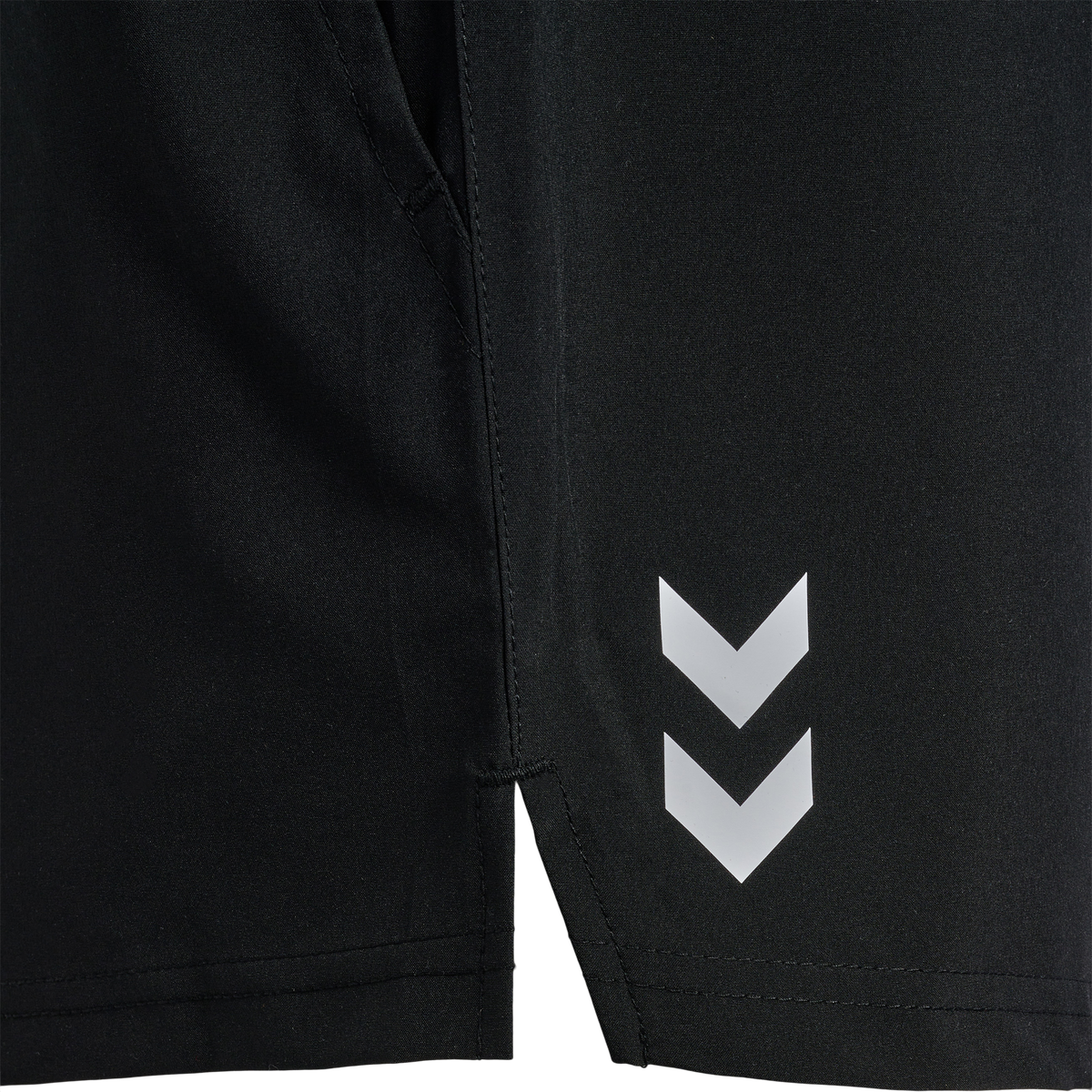 hmlACTIVE COURT WOV SHORTS WOMAN