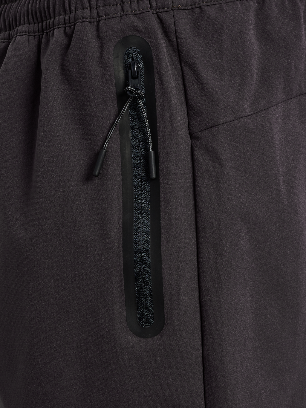 hmlTECH PANTS