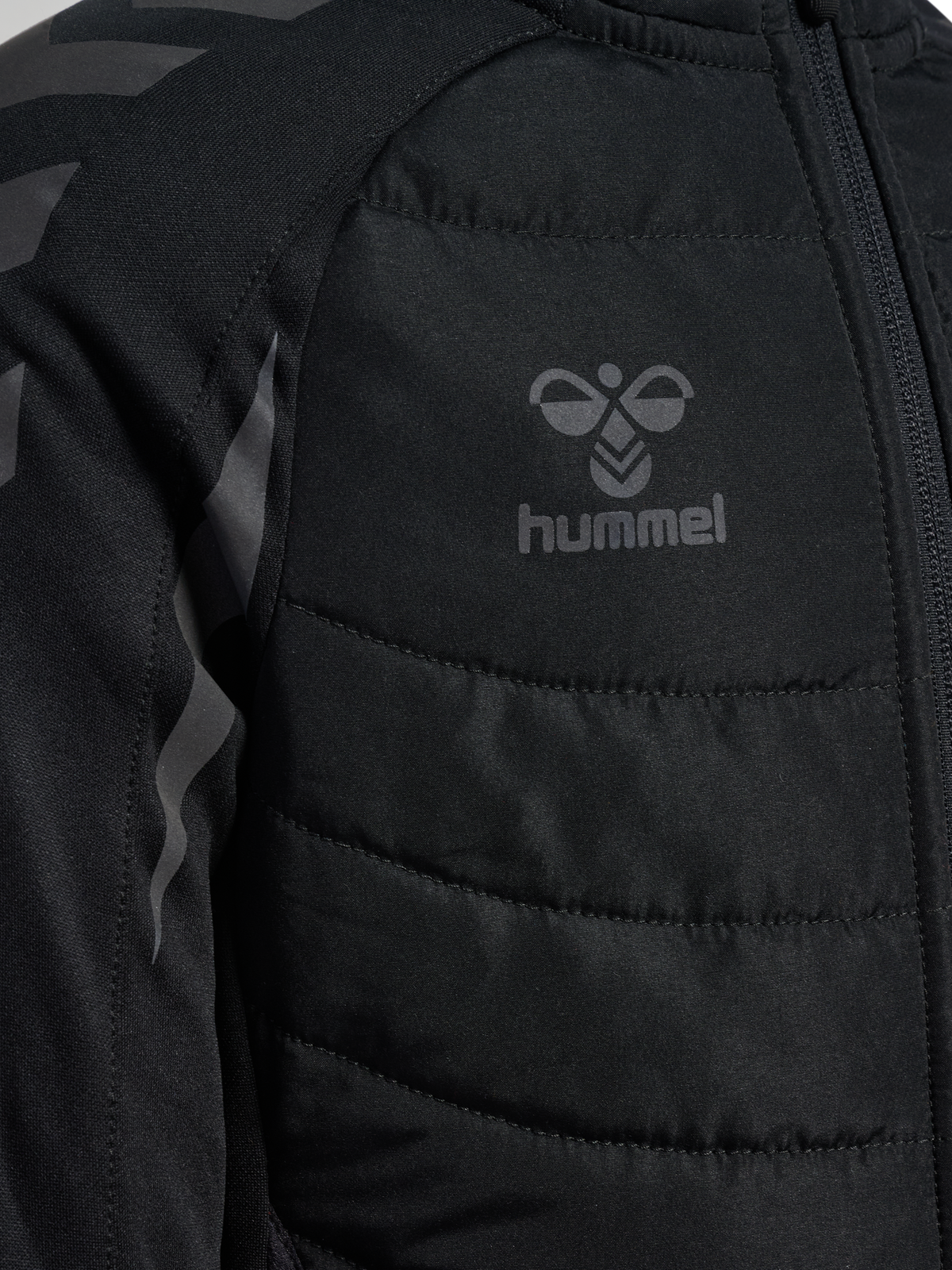 hmlBTC WINTER TRAINING JACKET KID